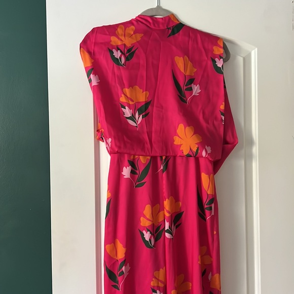 NWT. Zara Pink Satin Effect Flowers Print Sleeveless Jumpsuit. Size XS - Picture 3 of 14